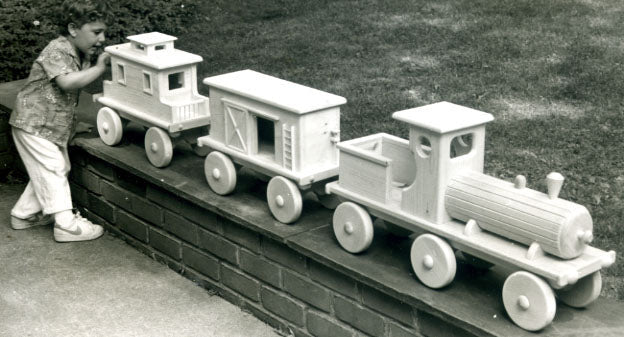 The Big Train Woodworking Plan - Cherry Tree Toys