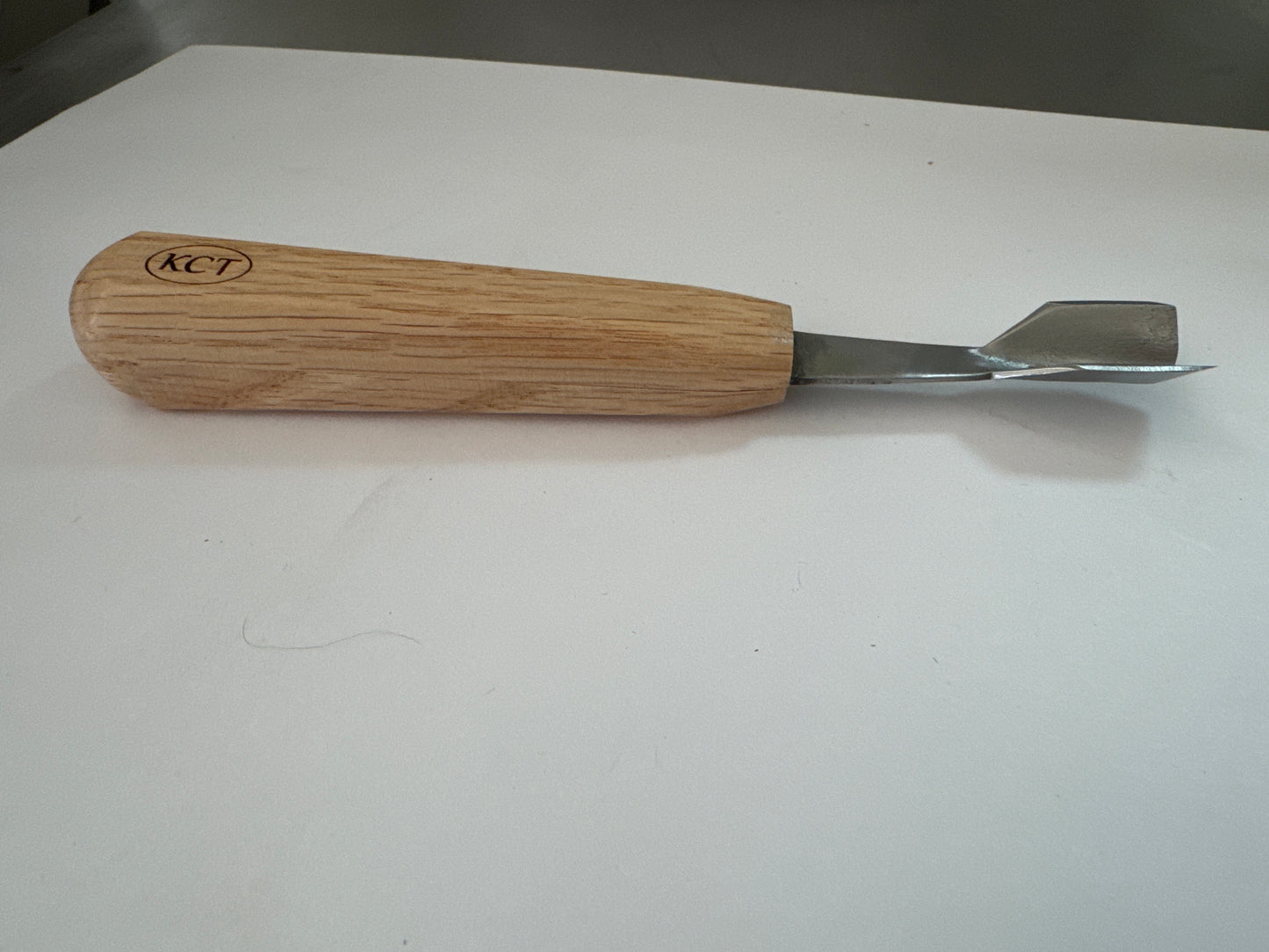 OCC 90° x 3/4" V-Gouge with 4 1/2" Handle